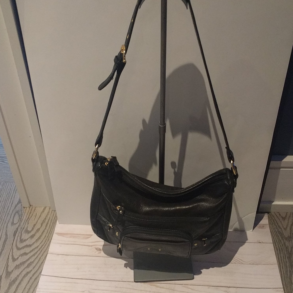 🌸🍀 Genuine leather bag by Stone Mountain 🌺🌸